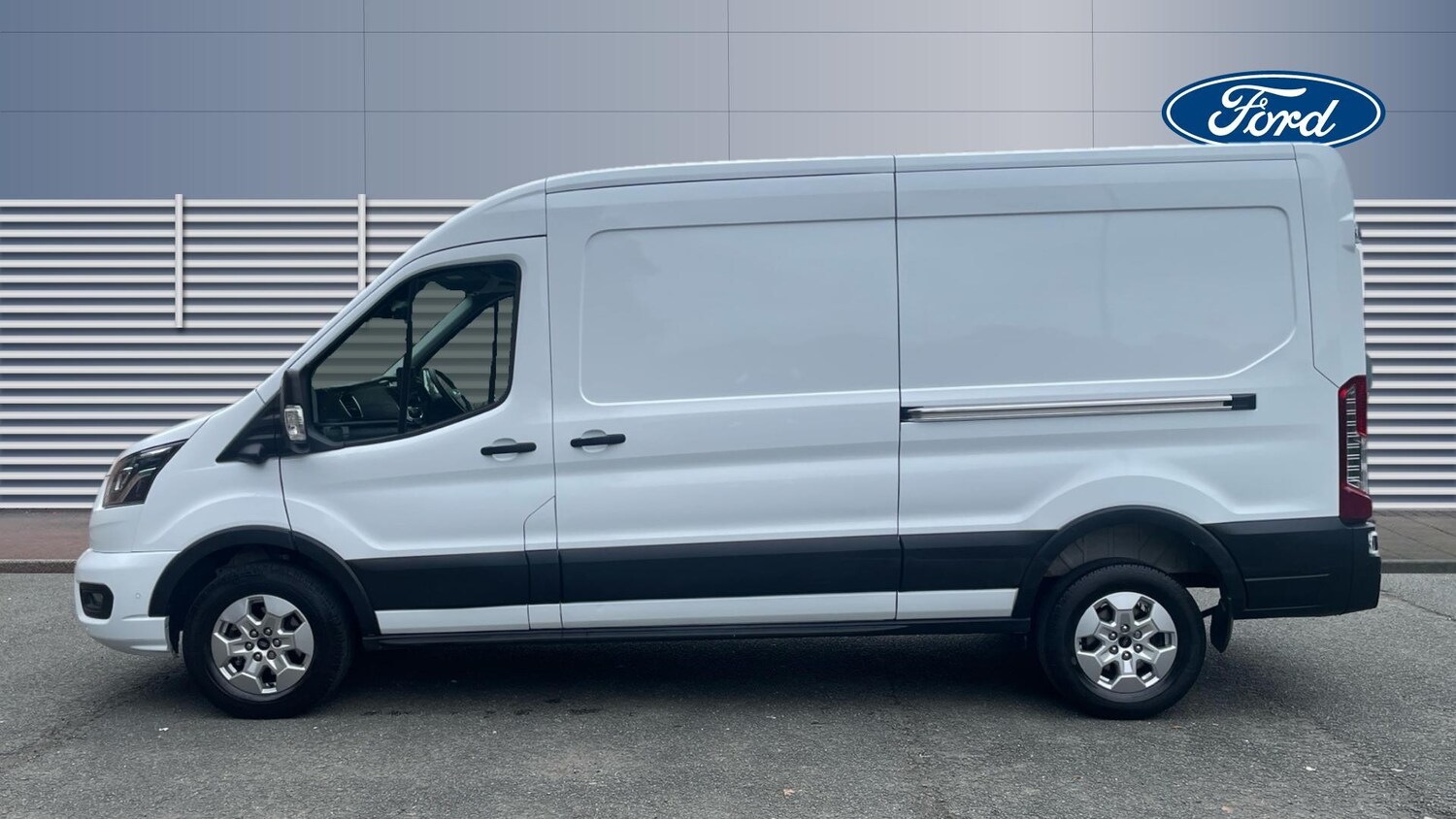 Used Ford Transit 2024 for sale - 76268172: Photo 4
