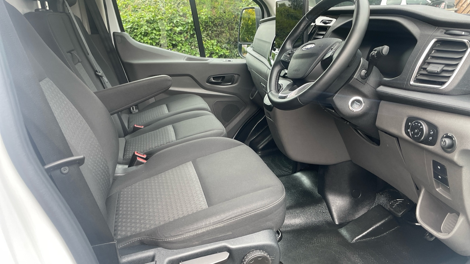 Used Ford Transit 2024 for sale - 76268172: Photo 6