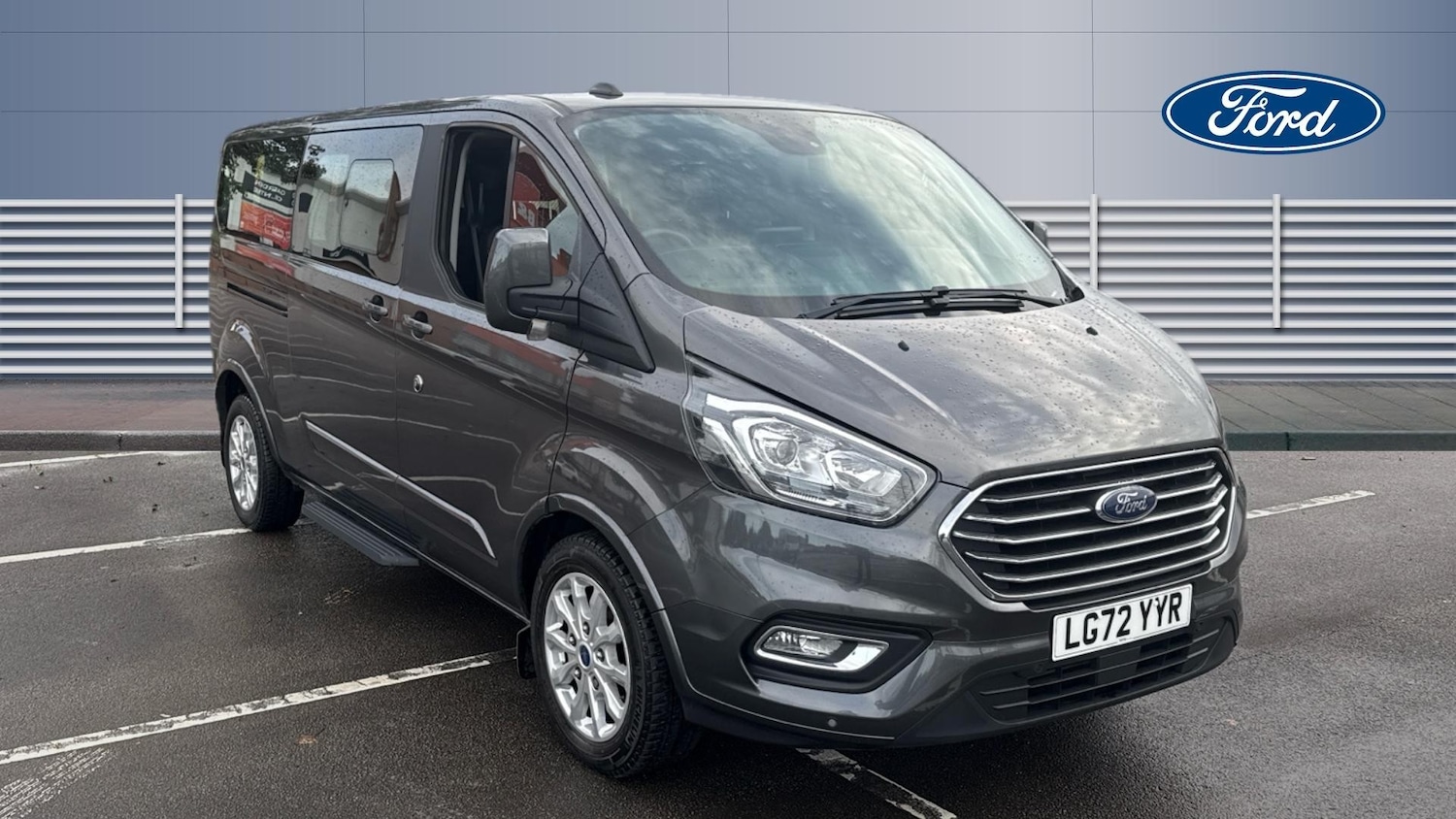 Used Ford Tourneo Custom 2023 for sale - 76352920: Photo 1