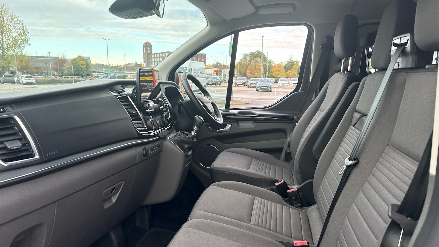 Used Ford Tourneo Custom 2023 for sale - 76352920: Photo 15