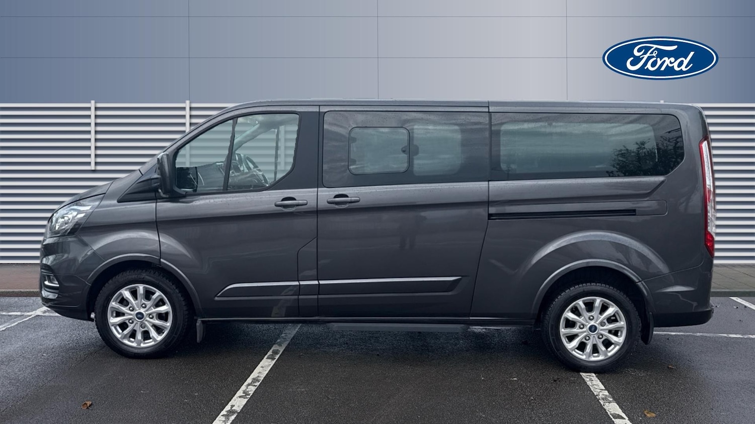 Used Ford Tourneo Custom 2023 for sale - 76352920: Photo 3