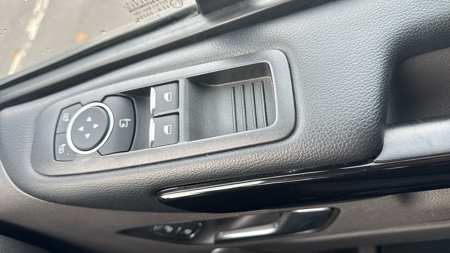 Used Ford Tourneo Custom 2023 for sale - 76352920: Photo 30