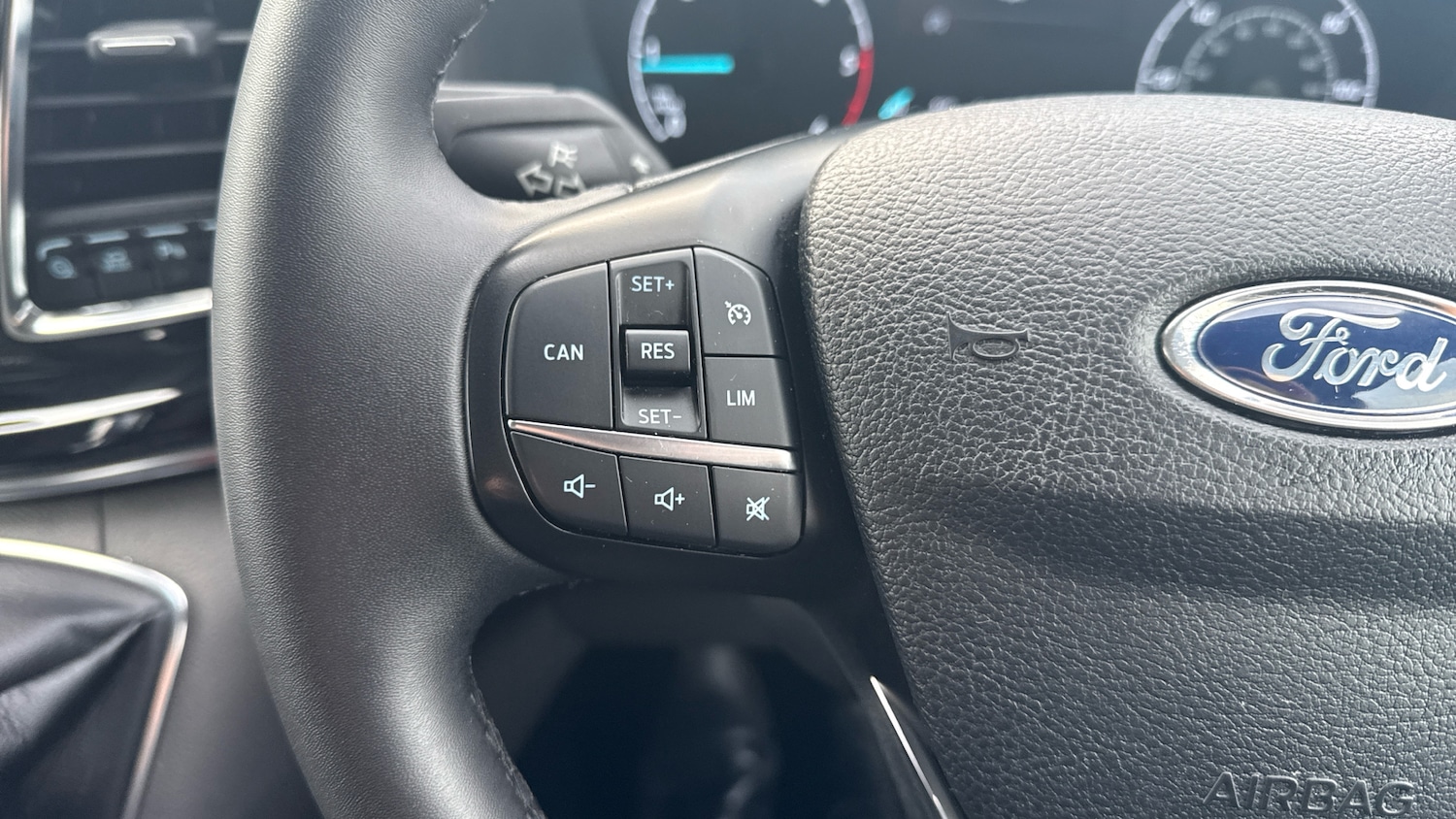 Used Ford Tourneo Custom 2023 for sale - 76352920: Photo 8