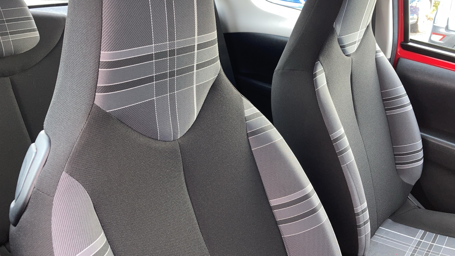 Used Peugeot 108 2017 for sale - 77032772: Photo 15