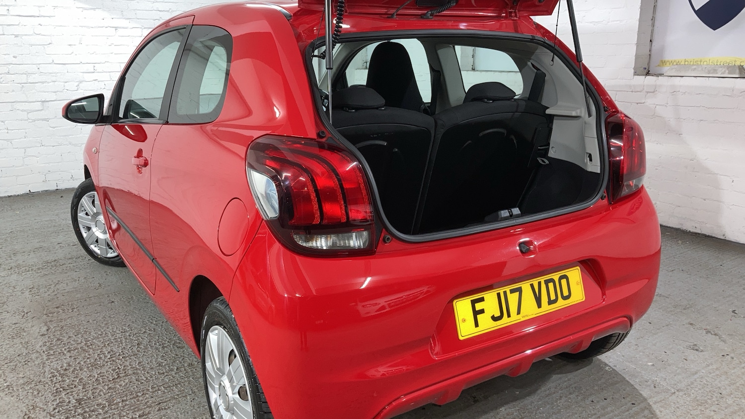 Used Peugeot 108 2017 for sale - 77032772: Photo 37