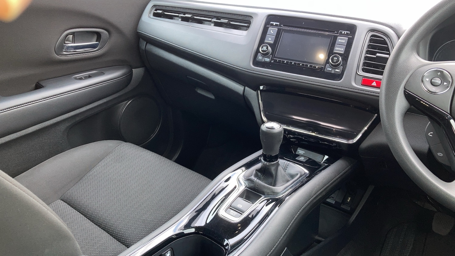 Used Honda HR-V 2016 for sale - 77076965: Photo 14