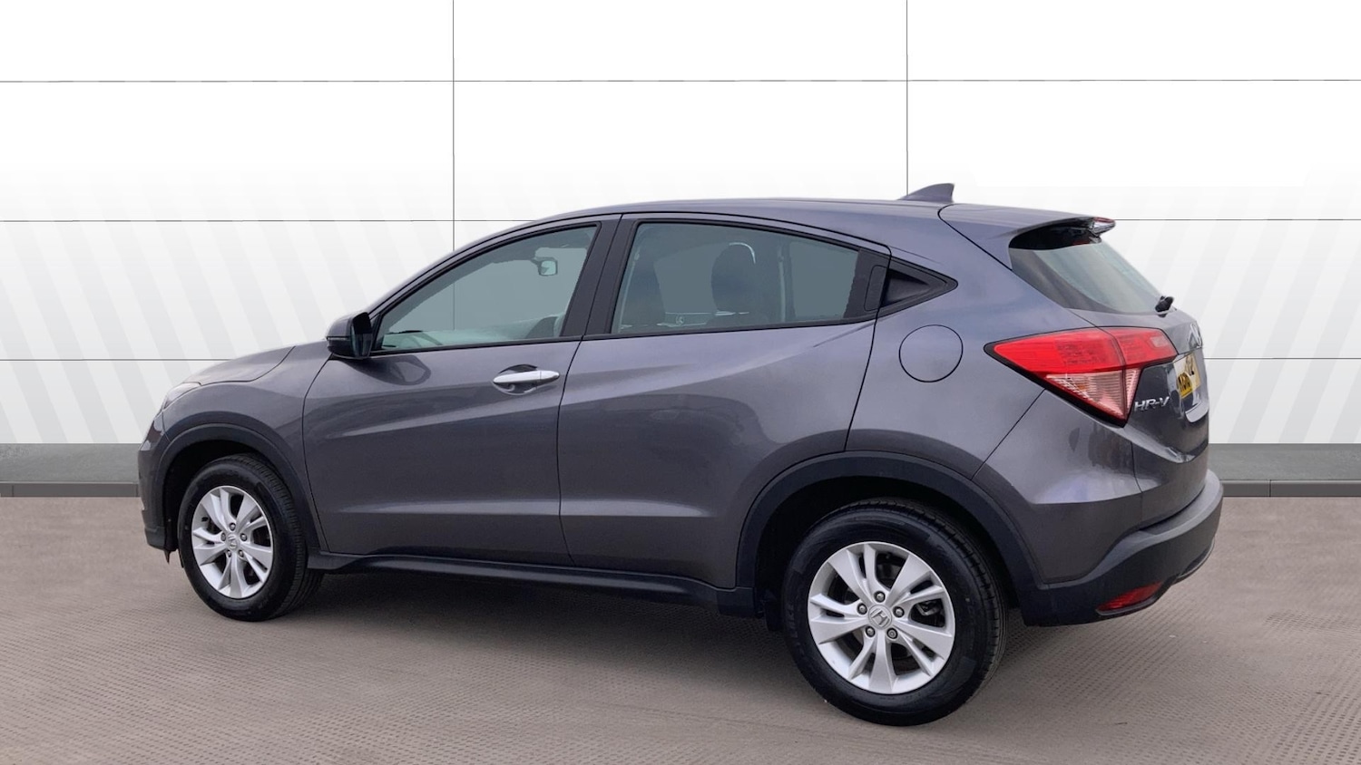 Used Honda HR-V 2016 for sale - 77076965: Photo 2
