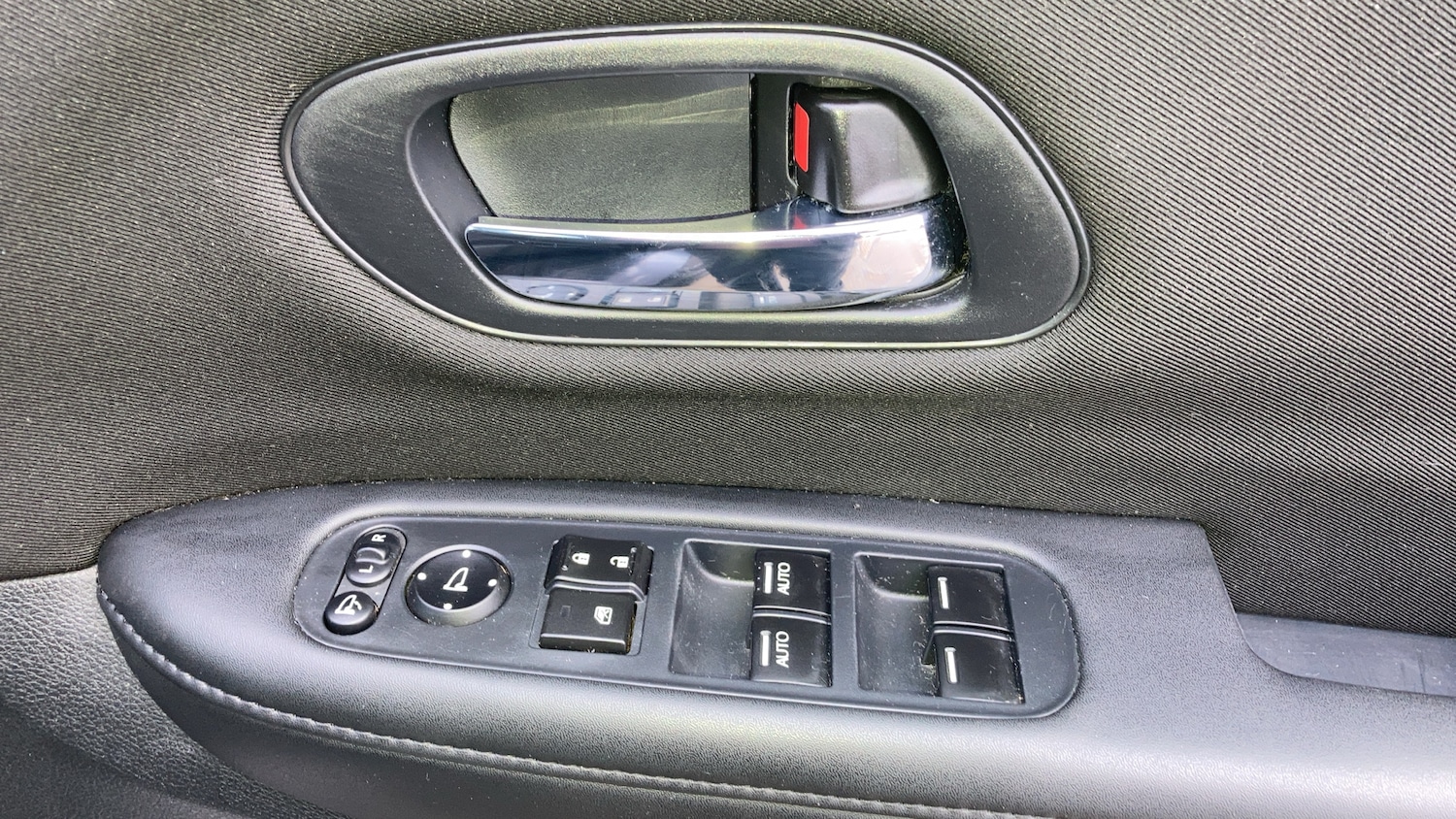 Used Honda HR-V 2016 for sale - 77076965: Photo 25