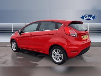 Used Ford Fiesta 2017 for sale - 76209221: Photo 2