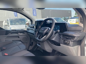 Used Ford Transit Custom 2024 for sale - 78979339: Photo