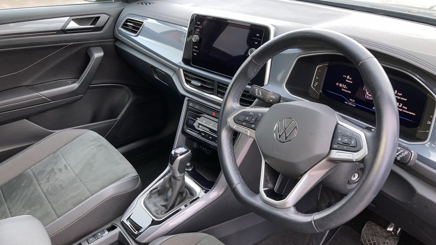 Used Volkswagen T-Roc 2022 for sale - 77077796: Photo 17