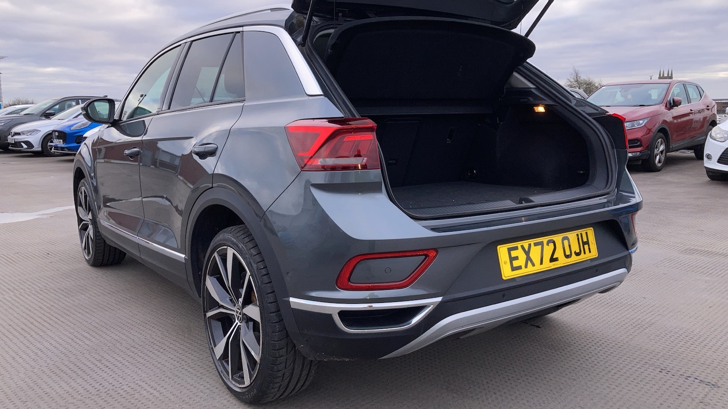 Used Volkswagen T-Roc 2022 for sale - 77077796: Photo 34