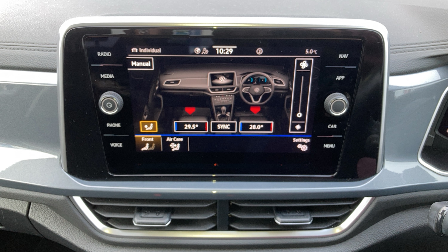 Used Volkswagen T-Roc 2022 for sale - 77077796: Photo 42