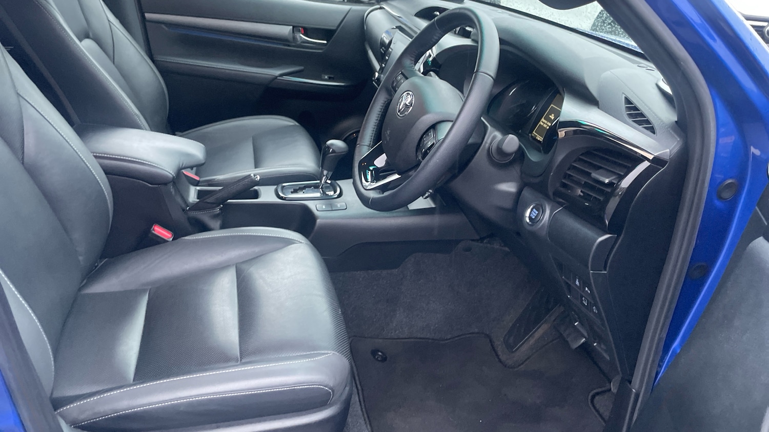 Used Toyota Hilux 2022 for sale - 77844580: Photo 16