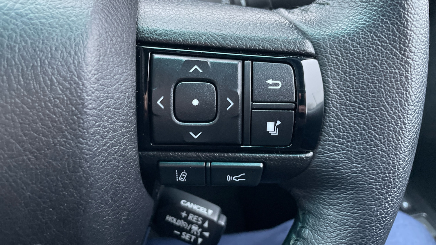 Used Toyota Hilux 2022 for sale - 77844580: Photo 23