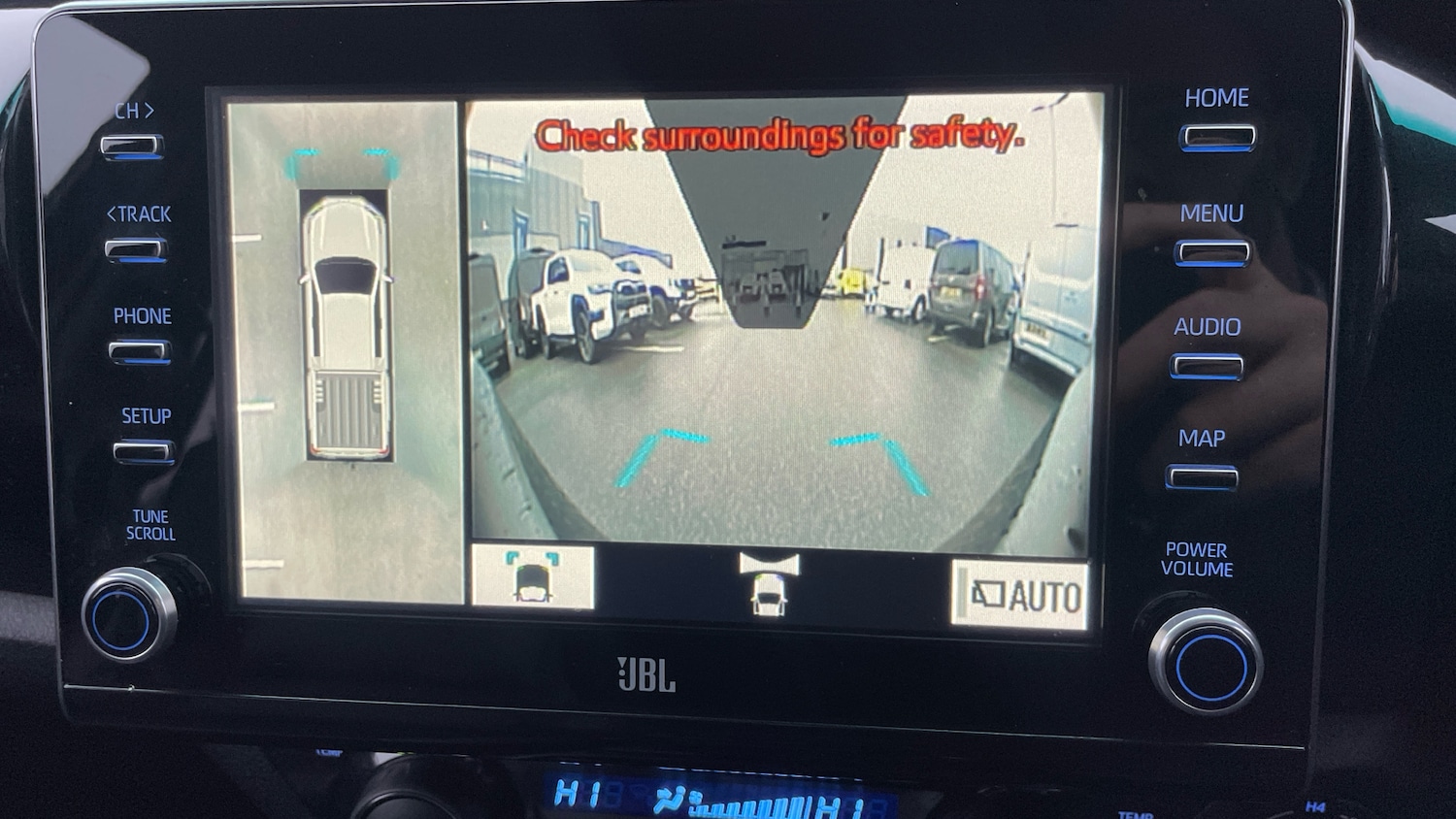 Used Toyota Hilux 2022 for sale - 77844580: Photo 35