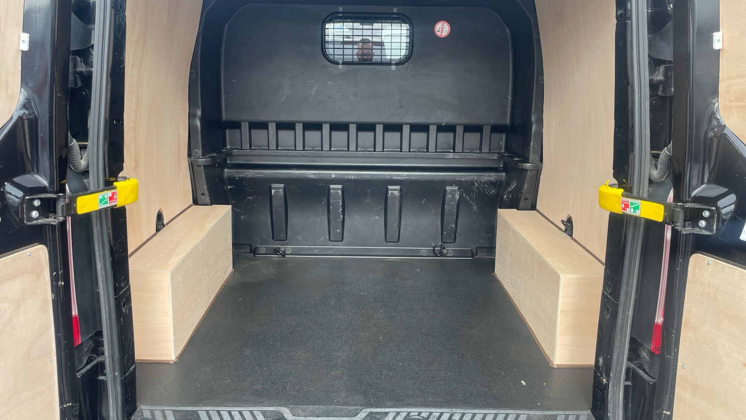 Used Ford Transit Custom 2022 for sale - 75776423: Photo 37