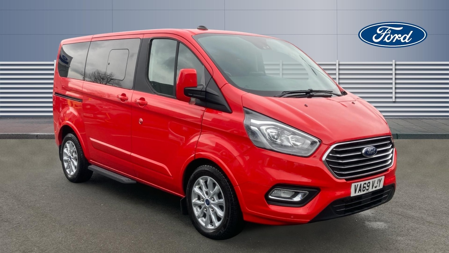 Used Ford Tourneo Custom 2024 for sale - 77548120: Photo 1