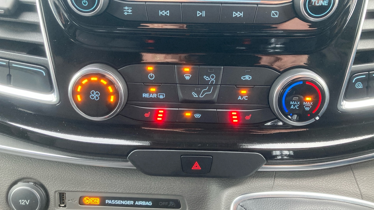 Used Ford Tourneo Custom 2024 for sale - 77548120: Photo 14