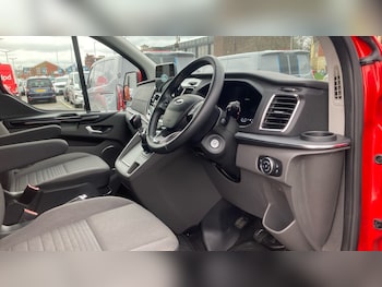 Used Ford Tourneo Custom 2024 for sale - 77548120: Photo