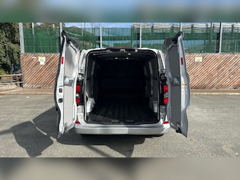 Used Ford Transit Custom 2024 for sale - 76064903: Photo 3