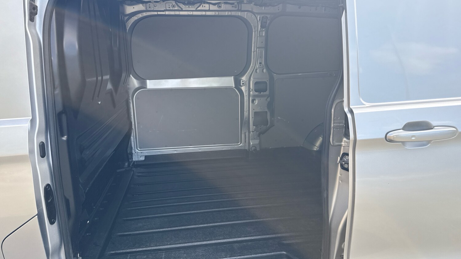 Used Ford Transit Custom 2024 for sale - 76064903: Photo 5