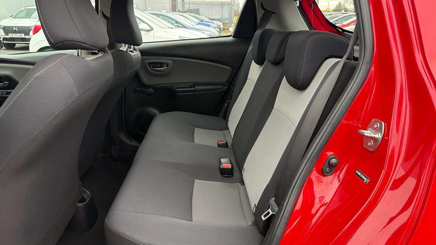 Used Toyota Yaris 2018 for sale - 77813292: Photo 26