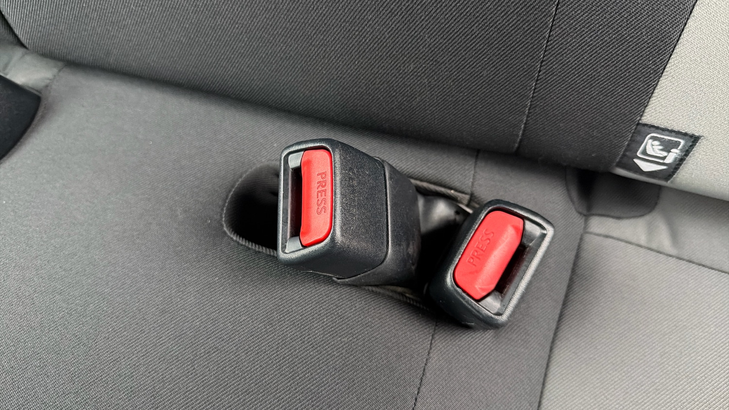 Used Toyota Yaris 2018 for sale - 77813292: Photo 27