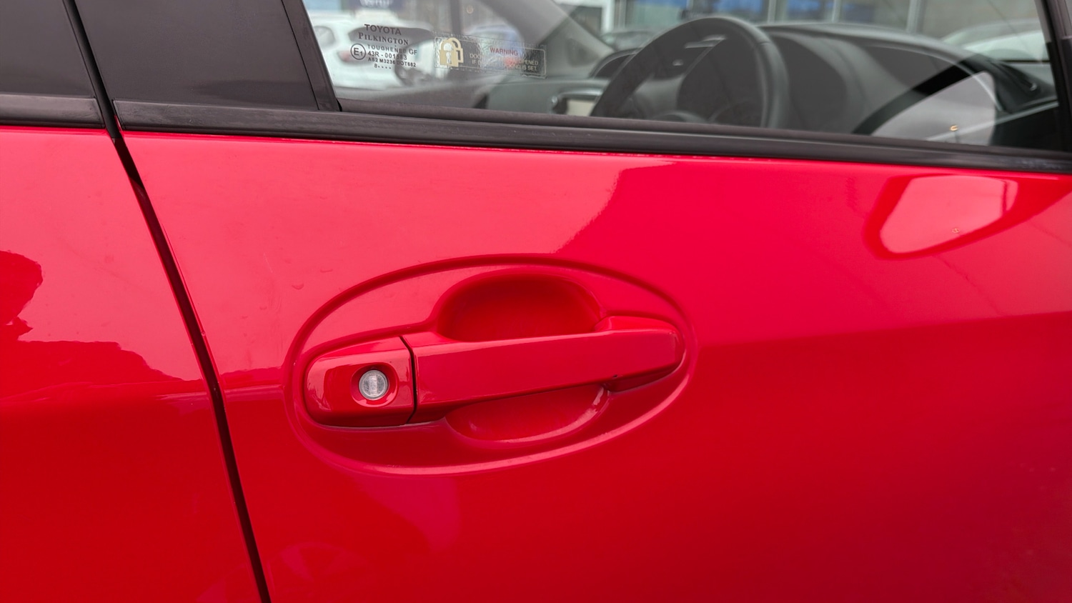 Used Toyota Yaris 2018 for sale - 77813292: Photo 33