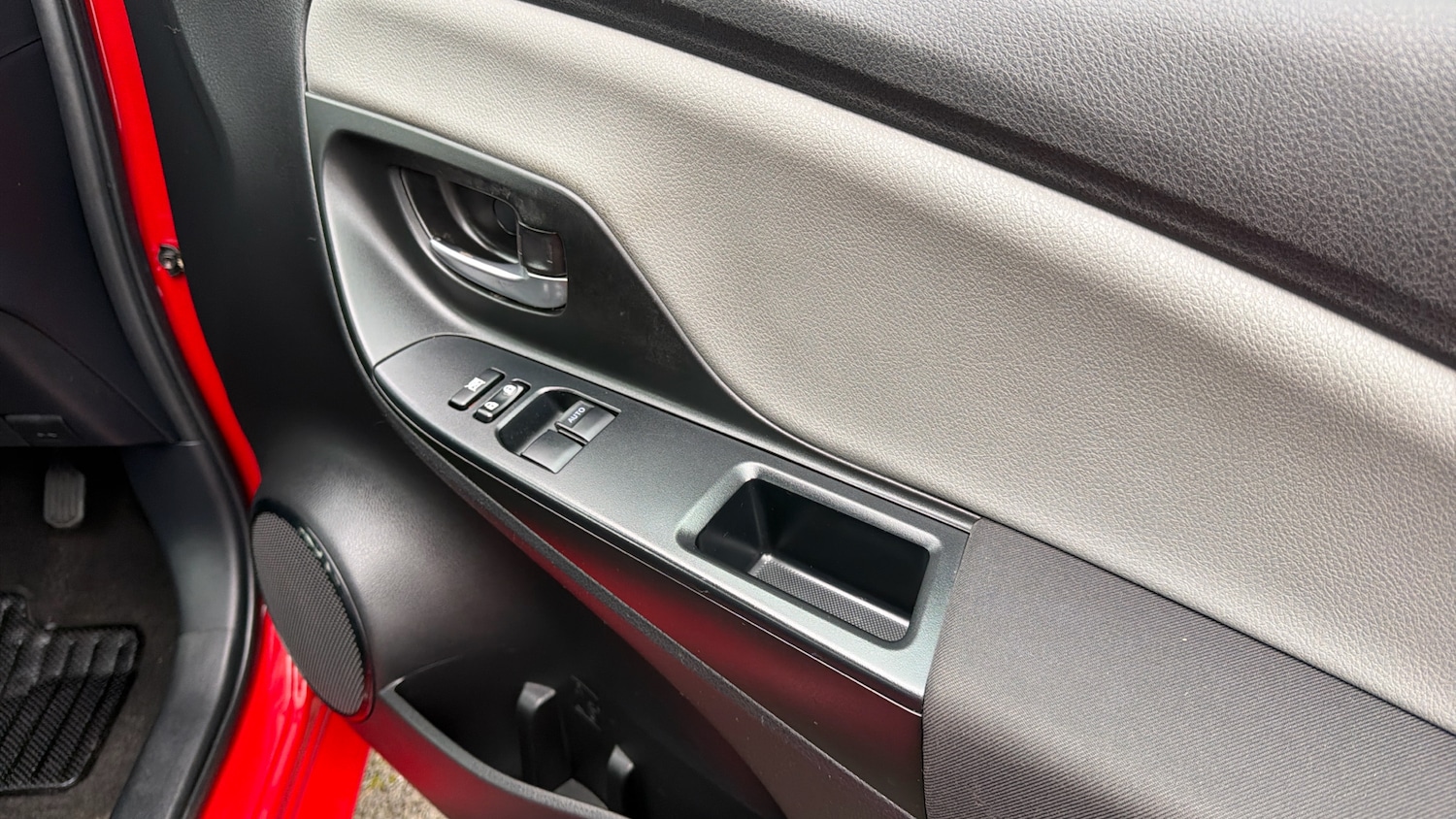 Used Toyota Yaris 2018 for sale - 77813292: Photo 34