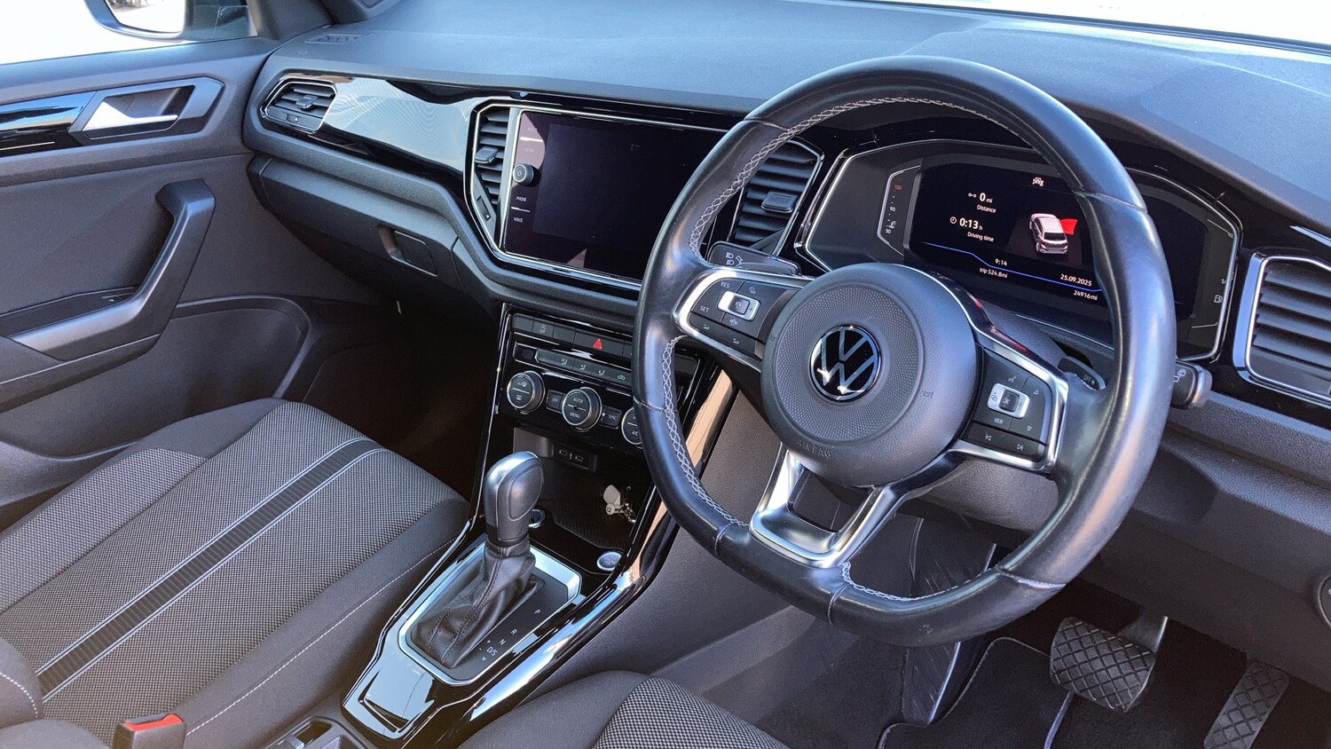 Used Volkswagen T-Roc 2021 for sale - 76065951: Photo 23