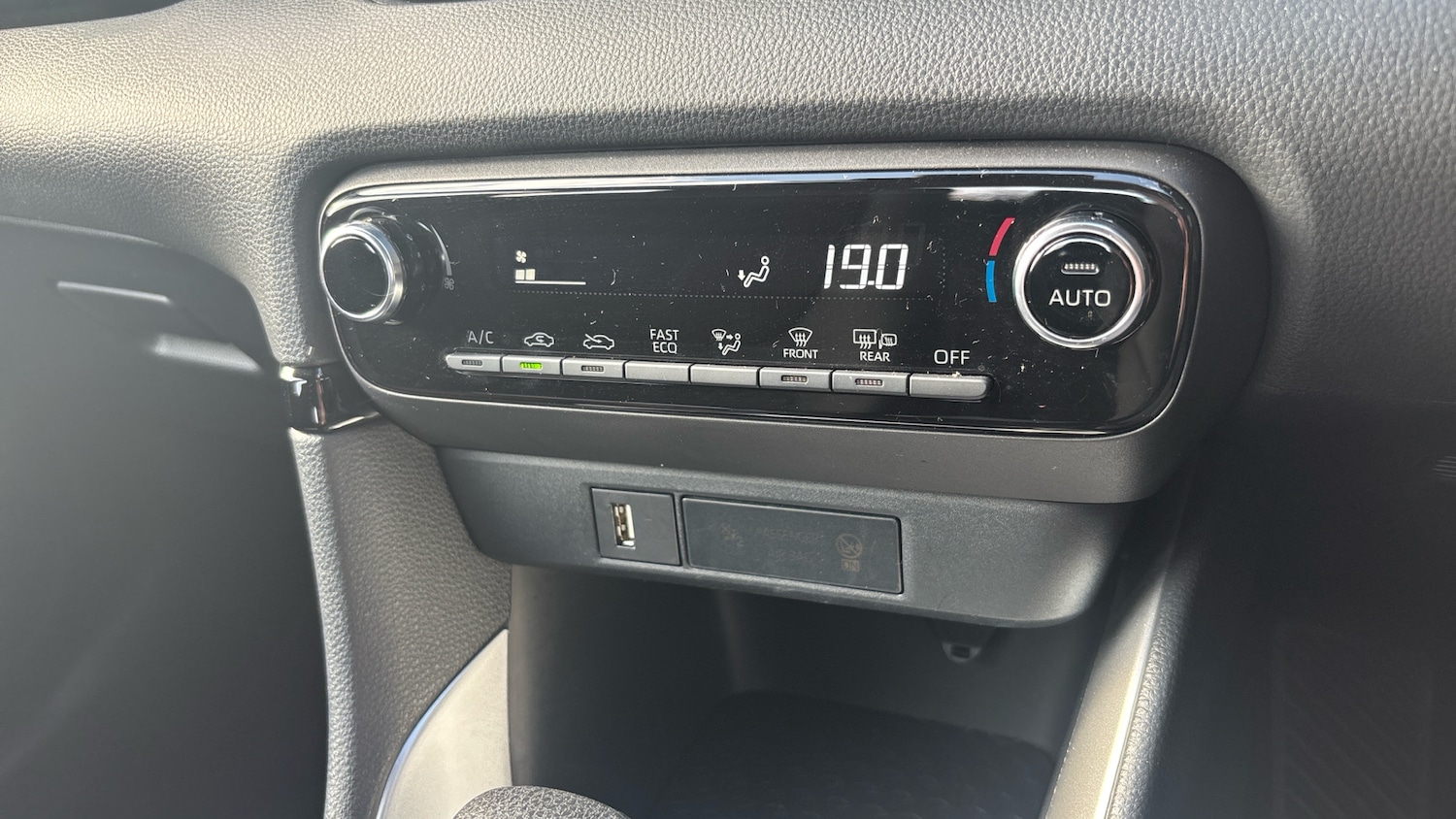 Used Toyota Yaris 2023 for sale - 77774365: Photo 16