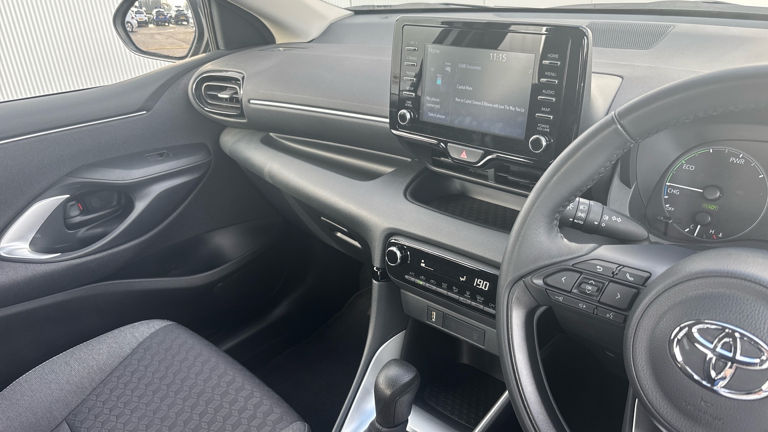 Used Toyota Yaris 2023 for sale - 77774365: Photo 19