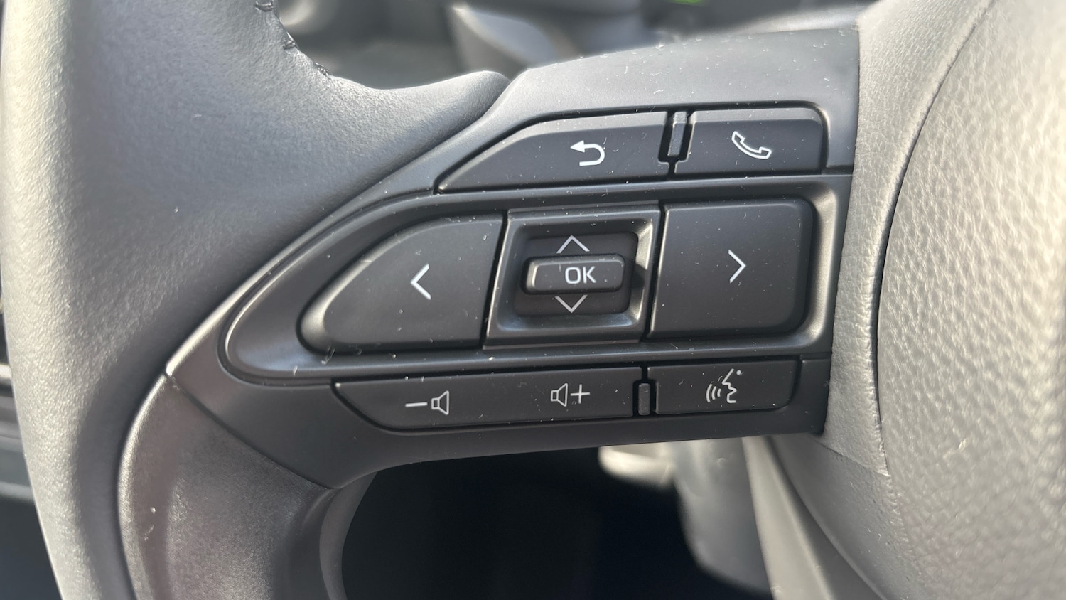 Used Toyota Yaris 2023 for sale - 77774365: Photo 20