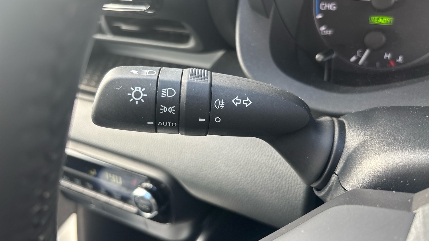 Used Toyota Yaris 2023 for sale - 77774365: Photo 36