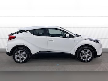 Used Toyota C-HR 2018 for sale - 77353439: Photo