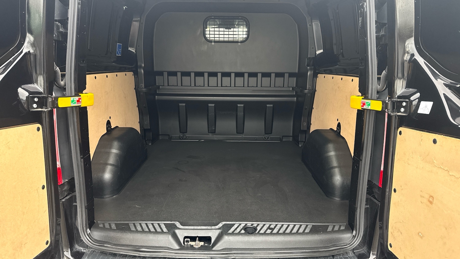 Used Ford Transit Custom 2022 for sale - 76557299: Photo 22