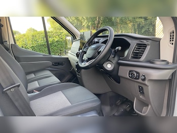 Used Ford Transit 2025 for sale - 76219610: Photo 4