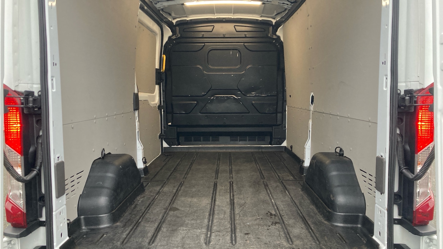 Used Ford Transit 2024 for sale - 77363979: Photo 12