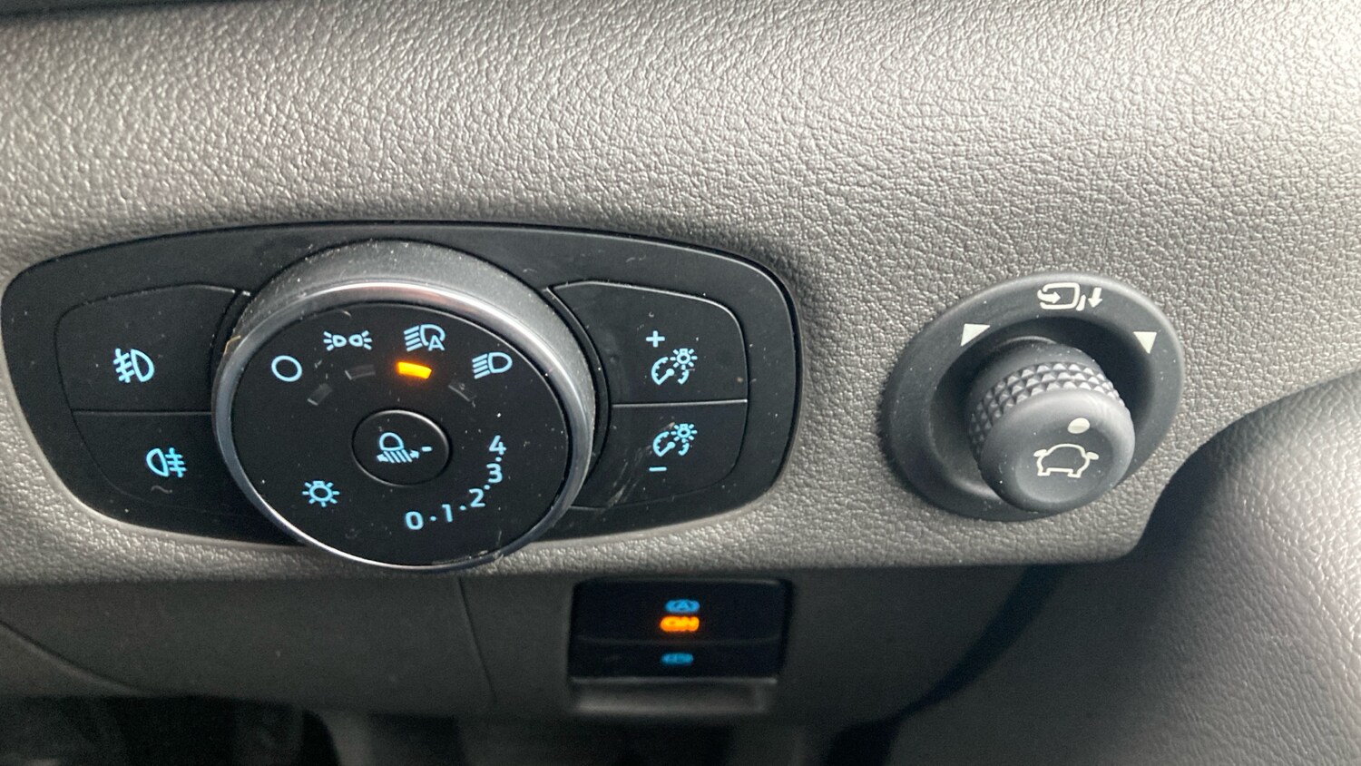 Used Ford Transit 2024 for sale - 77363979: Photo 21