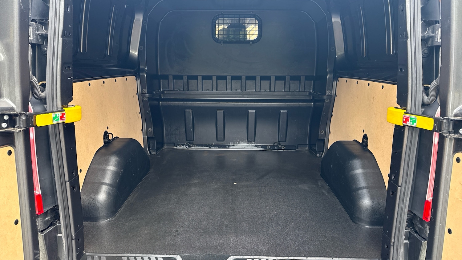 Used Ford Transit Custom 2022 for sale - 76117332: Photo 22
