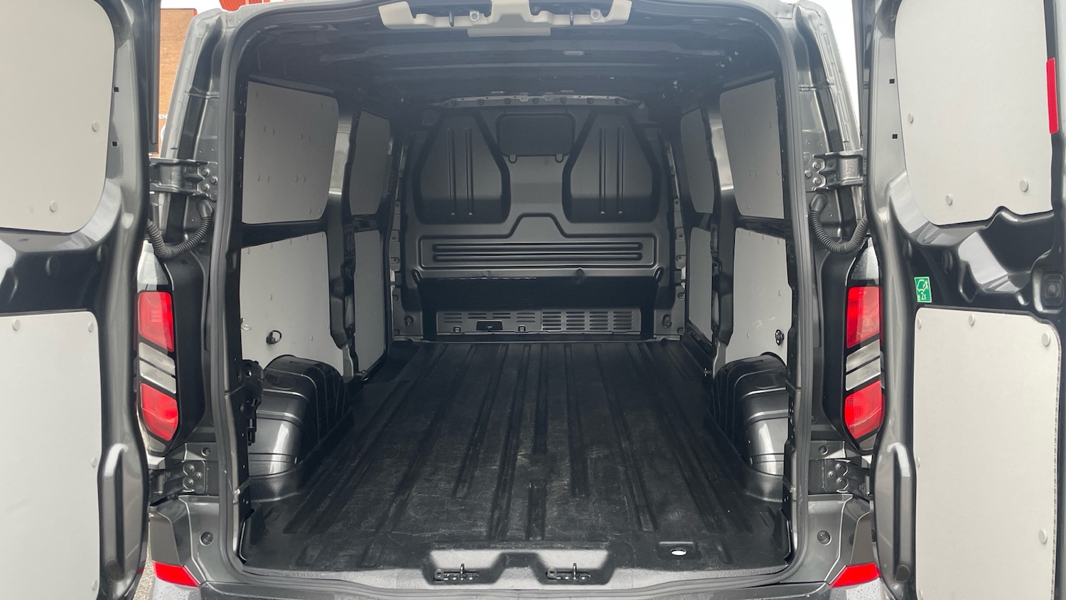 Used Ford Transit Custom 2024 for sale - 76422234: Photo 23