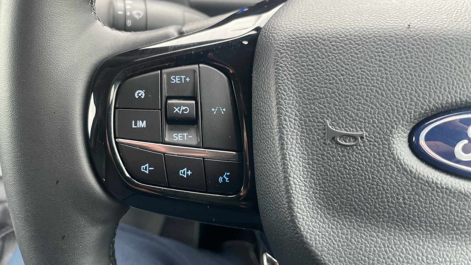 Used Ford Transit Custom 2024 for sale - 76422234: Photo 8