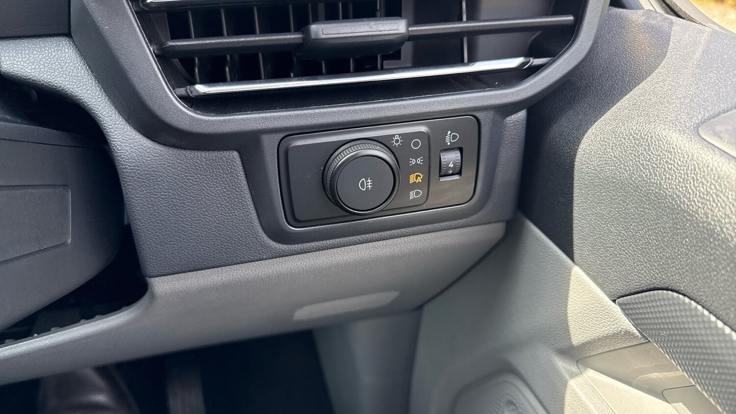 Vehicle 28