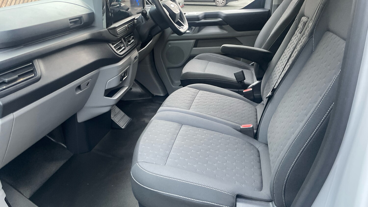 Used Ford Transit Custom 2025 for sale - 76766797: Photo 22