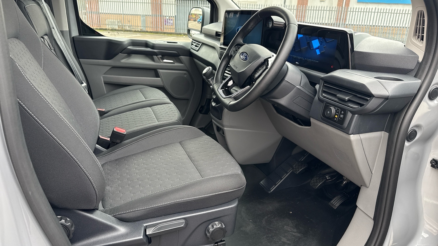 Used Ford Transit Custom 2025 for sale - 77893167: Photo 4