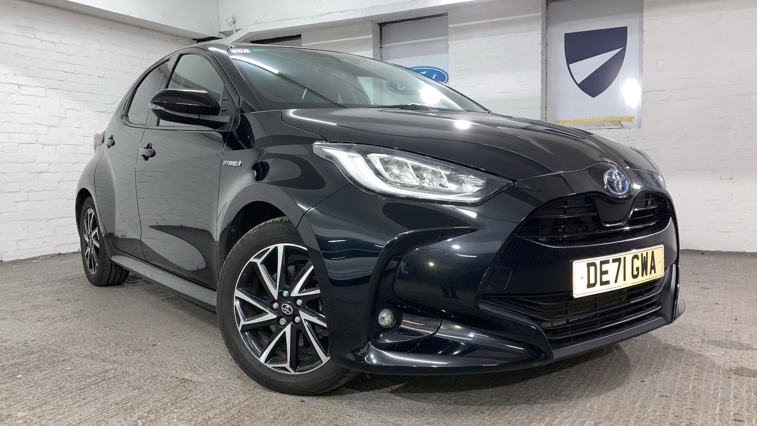 Used Toyota Yaris 2021 for sale - 77046123: Photo 28