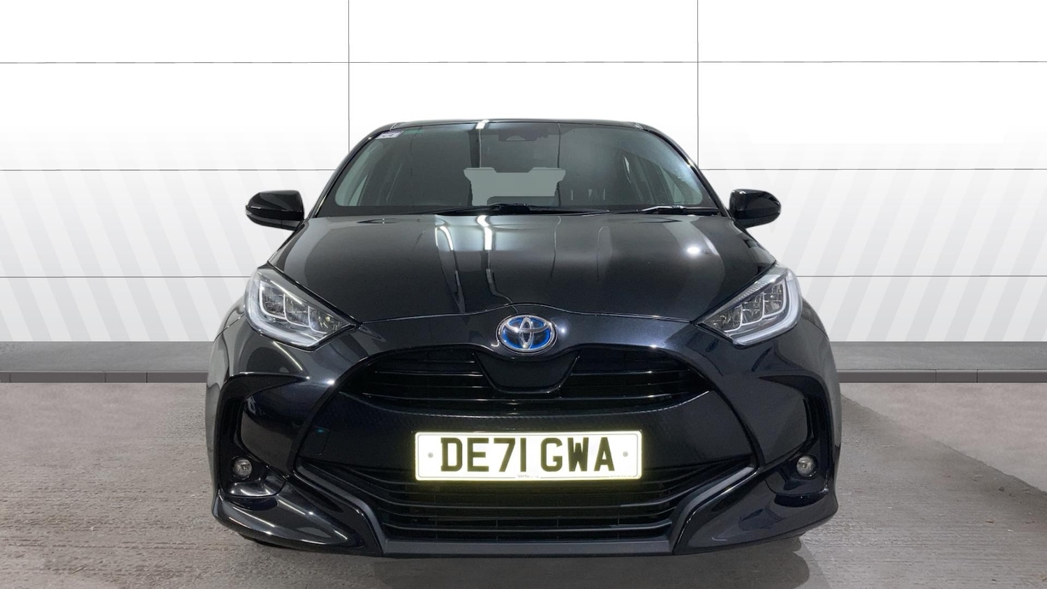 Used Toyota Yaris 2021 for sale - 77046123: Photo 3