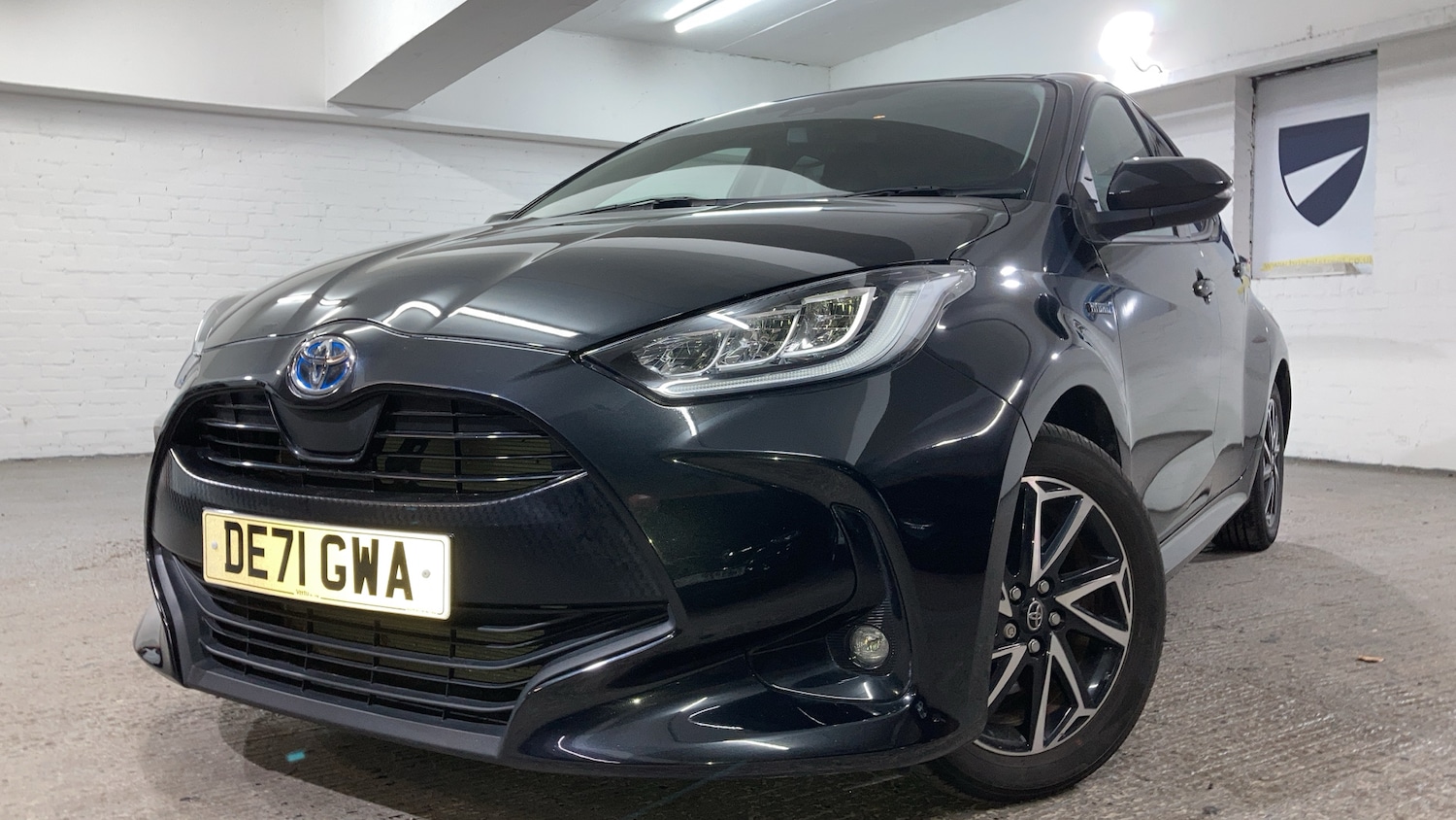 Used Toyota Yaris 2021 for sale - 77046123: Photo 33