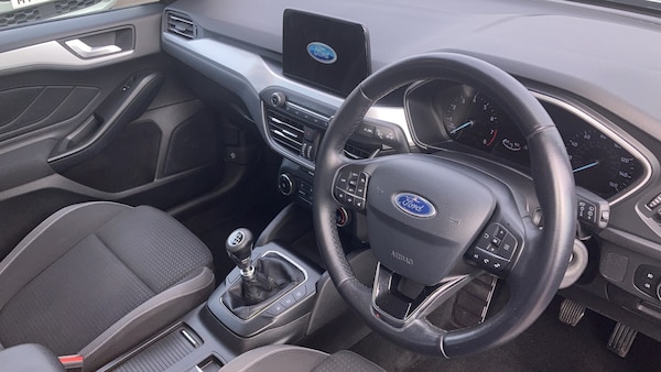 Used Ford Focus 2019 for sale - 76198095: Photo 19